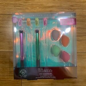 NEW Real Techniques concealer brushes and mini sponges - 6pcs